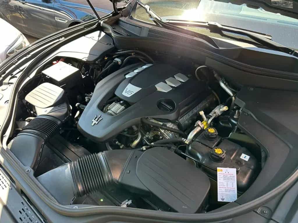 Maserati Levante Q4 Deutsch! 1.Hand Scheckheft! 360° Luft 03/2018-photo-21