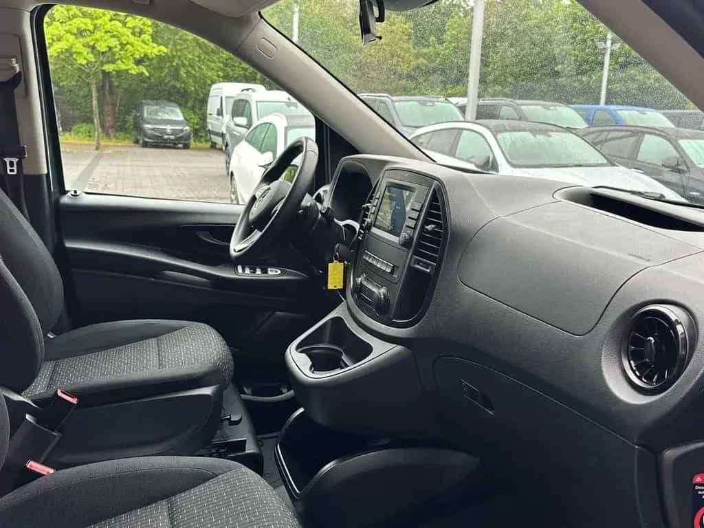 Mercedes-Benz Vito 119 CDI Tourer Pro lang Kamera AHK2,5t 9G 03/2021-photo-13