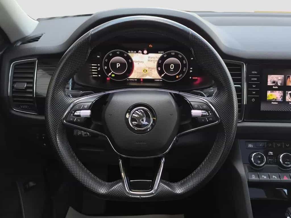 Skoda Kodiaq 2.0 TSI DSG 4x4 Drive 125 AHK NAVI PANO R 04/2021-photo-13