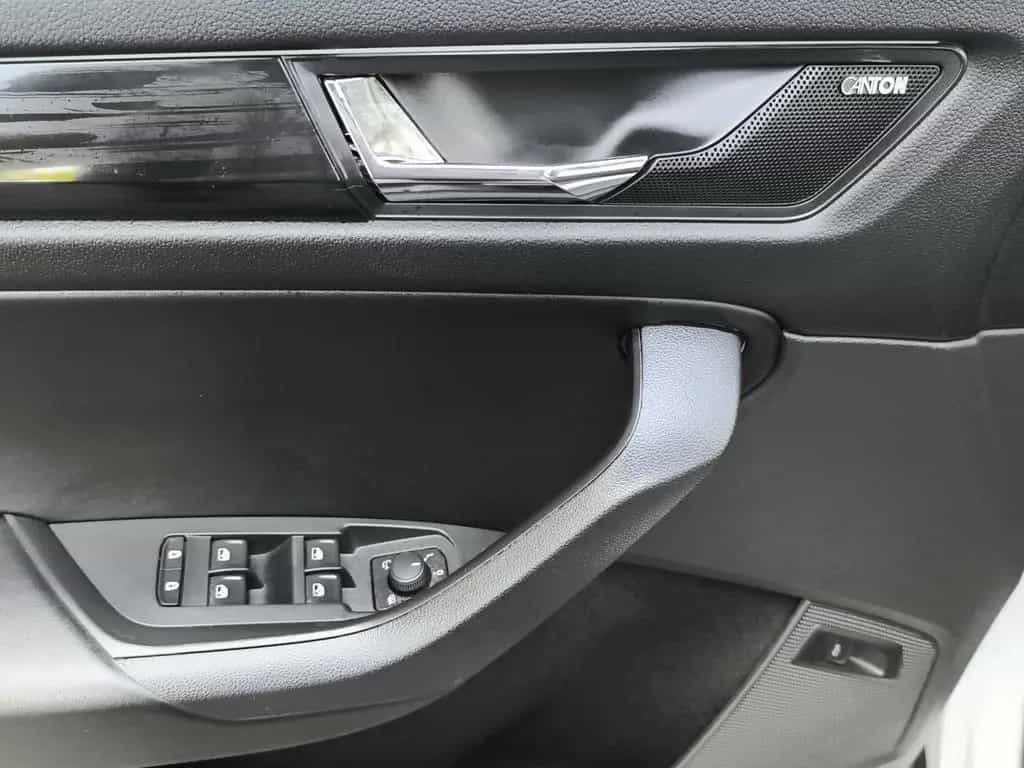 Skoda Kodiaq 2.0 TSI DSG 4x4 Drive 125 AHK NAVI PANO R 04/2021-photo-15