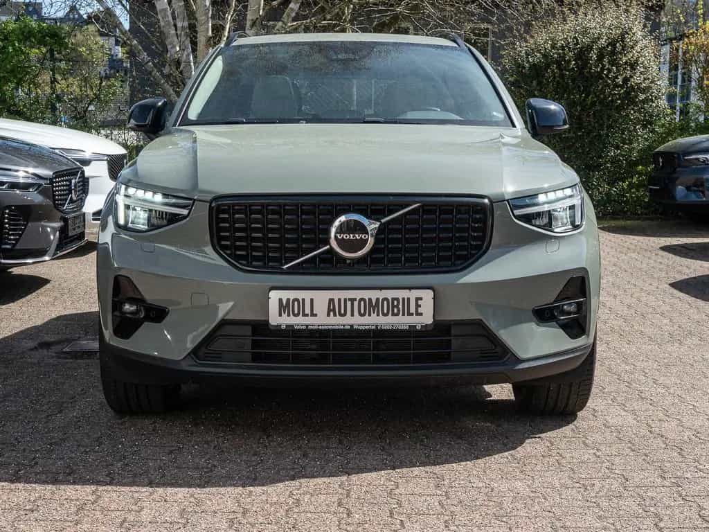 Volvo XC40 Ultimate Dark AWD AHK Leder Digitales Cockp 03/2023-photo-2