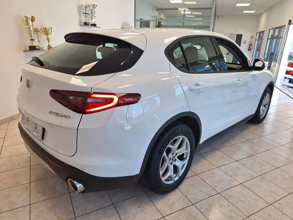 Alfa Romeo Stelvio 2.2 Turbodiesel 190 CV AT8 Q4 07/2021-photo-2