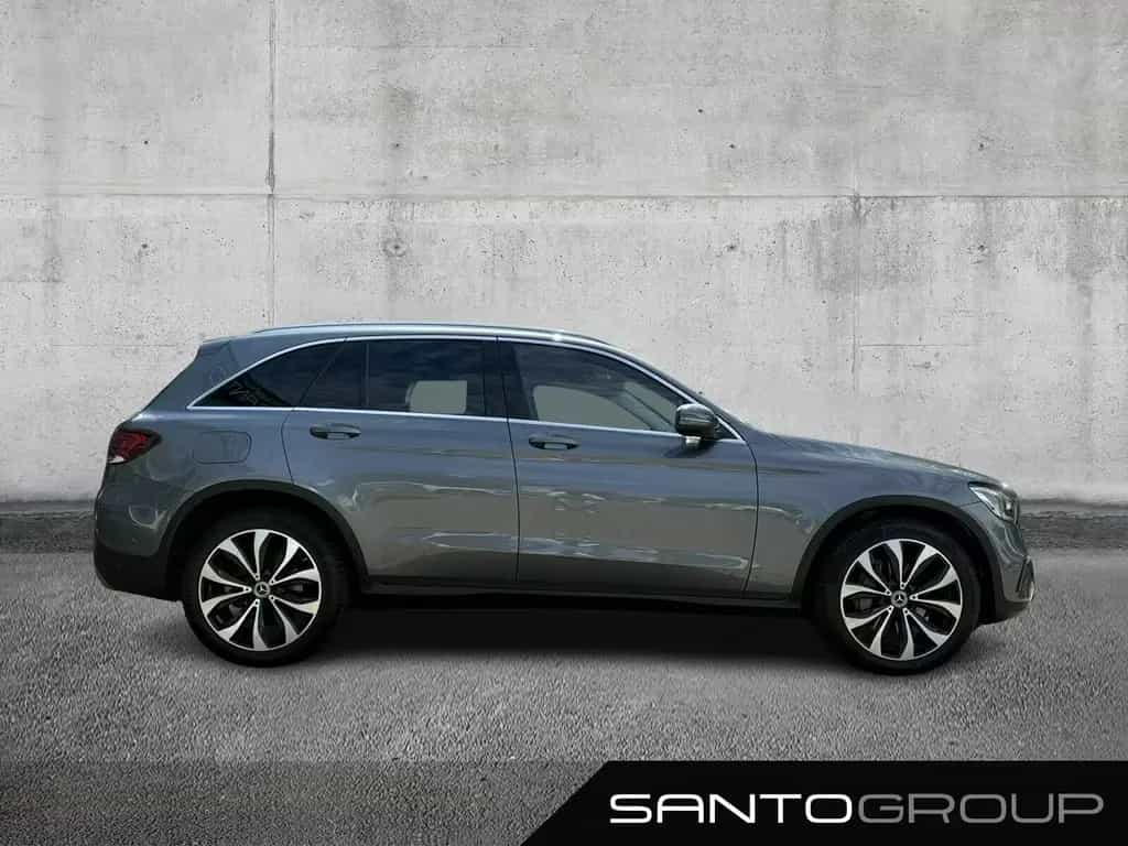 Mercedes-Benz GLC 300 d 4MATIC LED 360KAM NAVI DISTRONIC LEDER 07/2019-photo-2