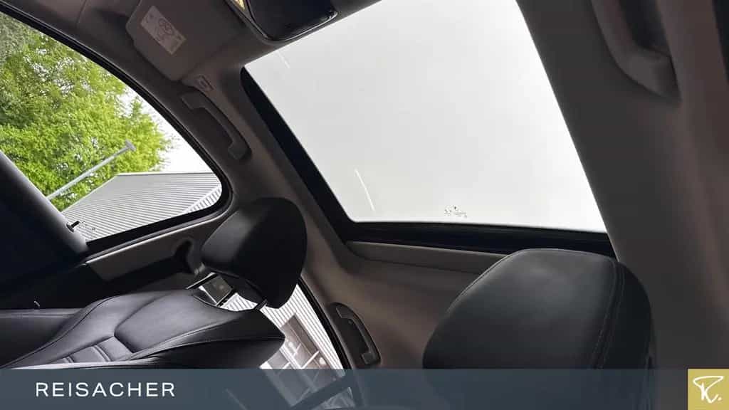 BMW 320 d A xDrive Lim Luxury-Line,GSD,AHK,LCProf 08/2021-photo-11