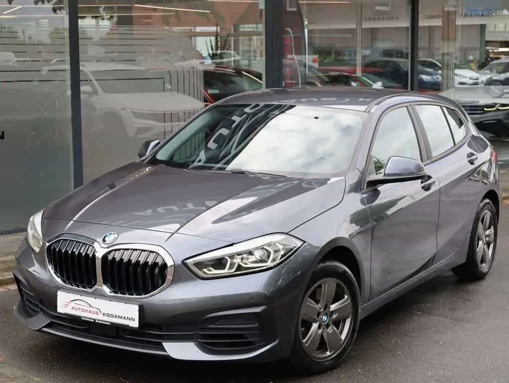 BMW 118 Advantage*Tempomat*Live Cockpit*CarPlay*LED 01/2020-photo-1