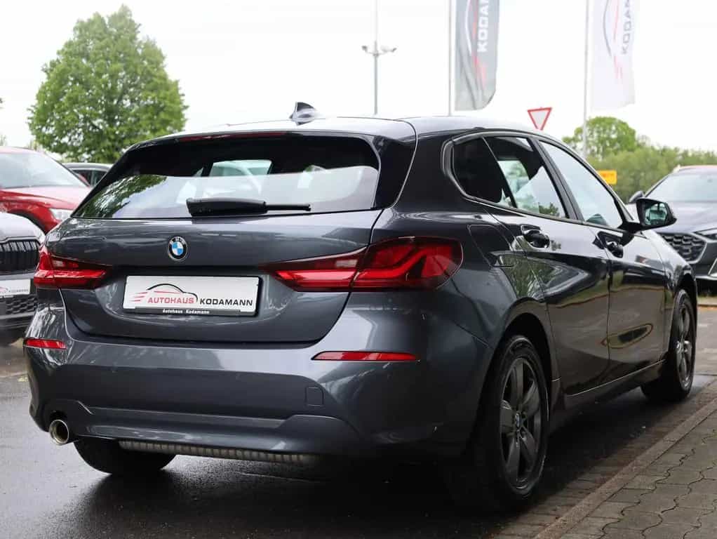 BMW 118 Advantage*Tempomat*Live Cockpit*CarPlay*LED 01/2020-photo-10