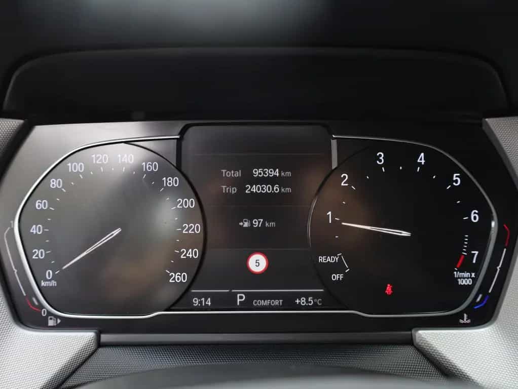 BMW 118 Advantage*Tempomat*Live Cockpit*CarPlay*LED 01/2020-photo-18