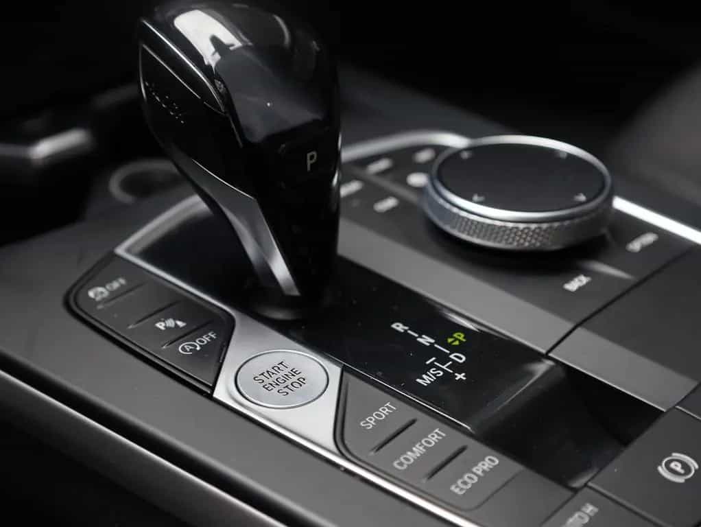 BMW 118 Advantage*Tempomat*Live Cockpit*CarPlay*LED 01/2020-photo-20