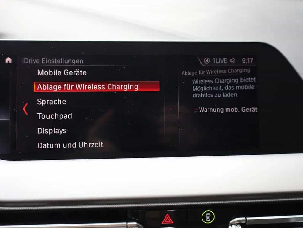 BMW 118 Advantage*Tempomat*Live Cockpit*CarPlay*LED 01/2020-photo-26