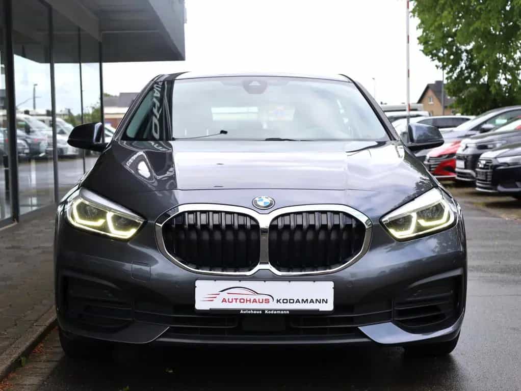 BMW 118 Advantage*Tempomat*Live Cockpit*CarPlay*LED 01/2020-photo-3