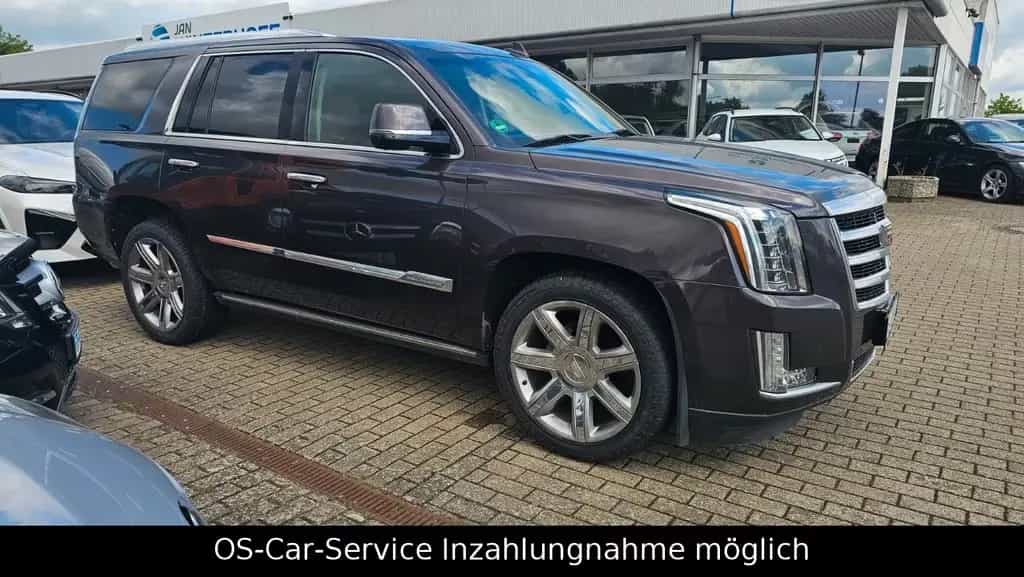 Cadillac Escalade Platinum+LED+SHZ+LHZ+ACC+Head Up+7Sitz 01/2015-photo-1