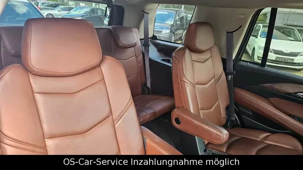 Cadillac Escalade Platinum+LED+SHZ+LHZ+ACC+Head Up+7Sitz 01/2015-photo-7