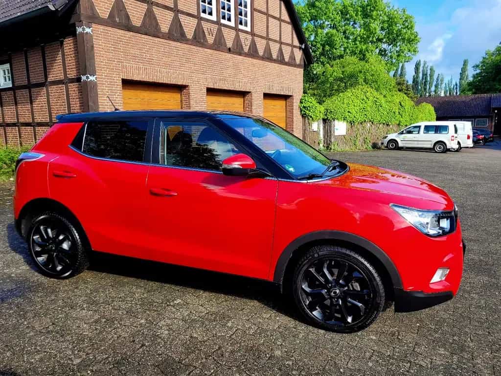 Ssangyong Tivoli 1.6 e-XGi 160 QUARTZ 2WD 02/2017-photo-0