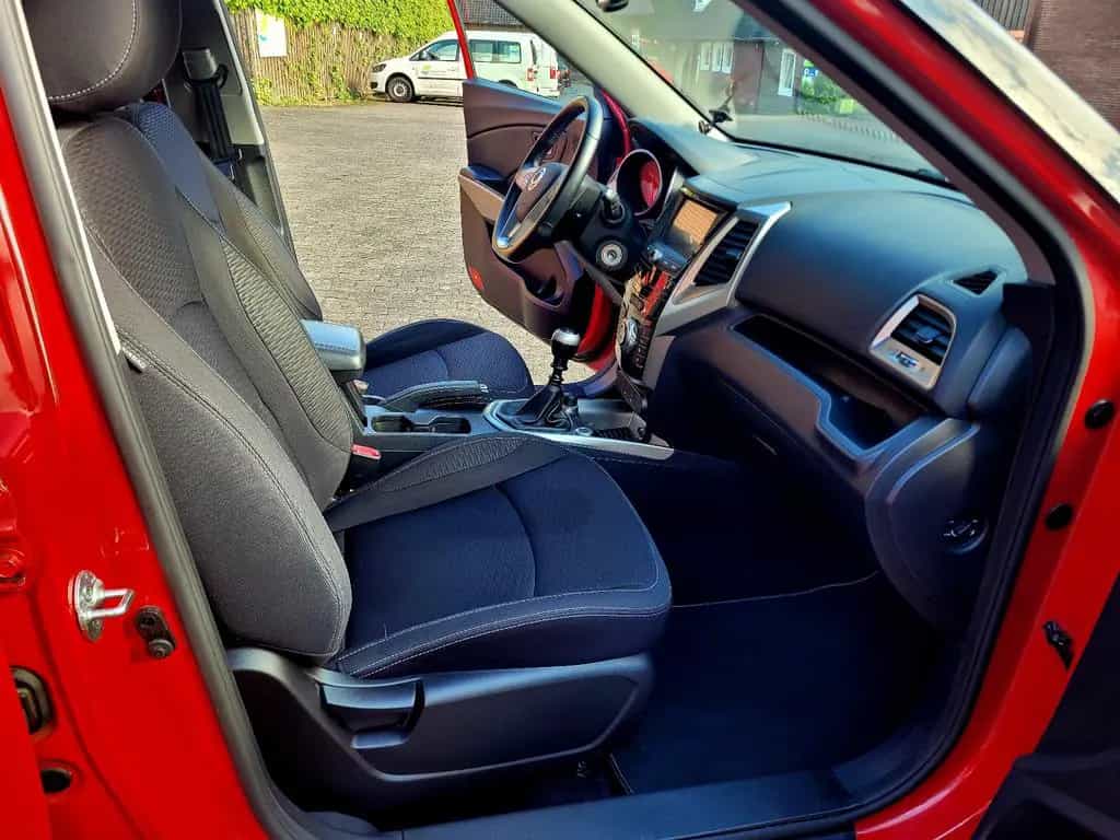 Ssangyong Tivoli 1.6 e-XGi 160 QUARTZ 2WD 02/2017-photo-13