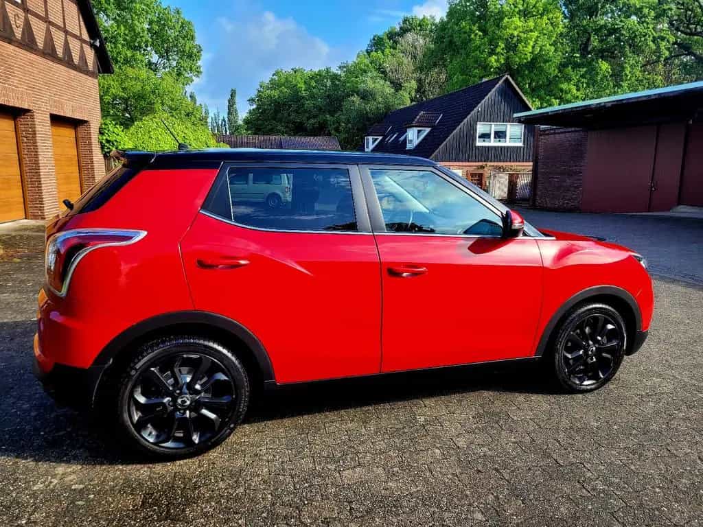 Ssangyong Tivoli 1.6 e-XGi 160 QUARTZ 2WD 02/2017-photo-2