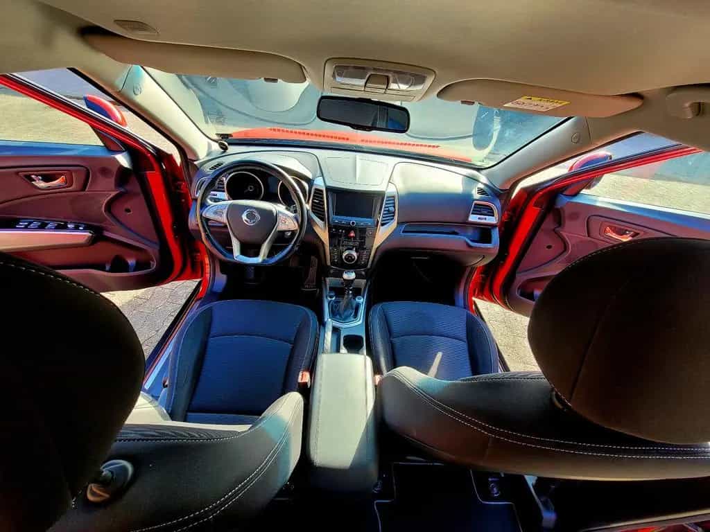Ssangyong Tivoli 1.6 e-XGi 160 QUARTZ 2WD 02/2017-photo-20