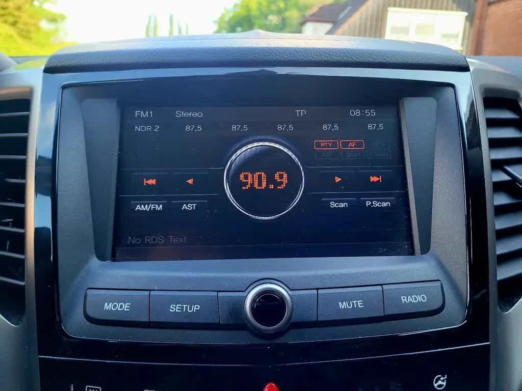 Ssangyong Tivoli 1.6 e-XGi 160 QUARTZ 2WD 02/2017-photo-28