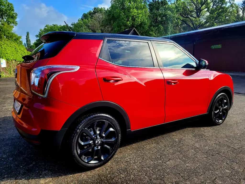 Ssangyong Tivoli 1.6 e-XGi 160 QUARTZ 2WD 02/2017-photo-3