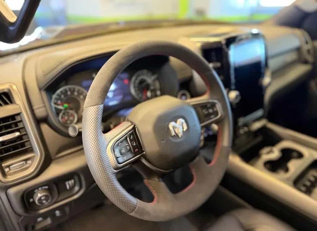 Dodge Other RAM 5.7 HEMI CrewCab 01/2023-photo-7