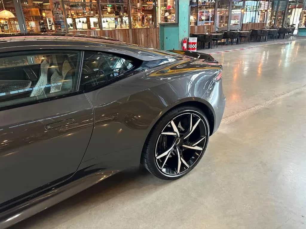 Aston Martin DBS 5.2 V12 Biturbo  Superleggera 12/2018-photo-13