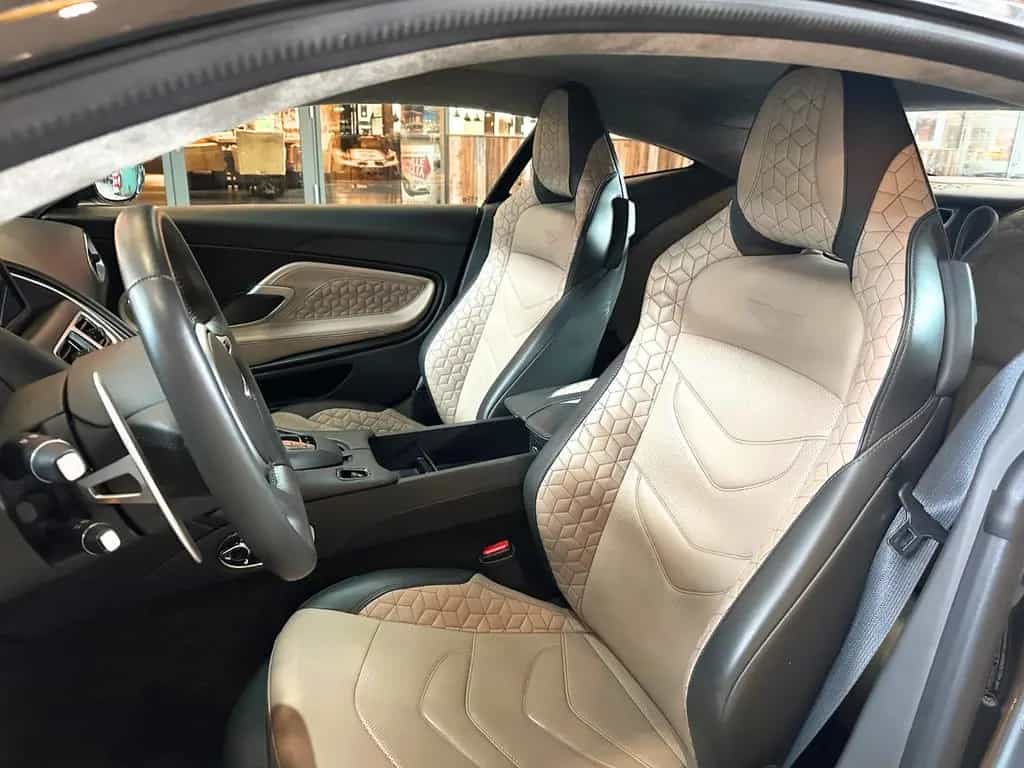 Aston Martin DBS 5.2 V12 Biturbo  Superleggera 12/2018-photo-19