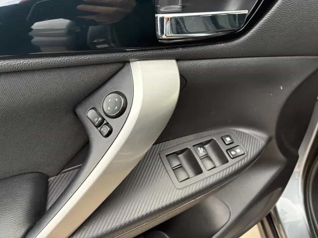 Mitsubishi Eclipse Cross Intro Edition 4WD AHK 1.5 T-MIVEC 02/2018-photo-15