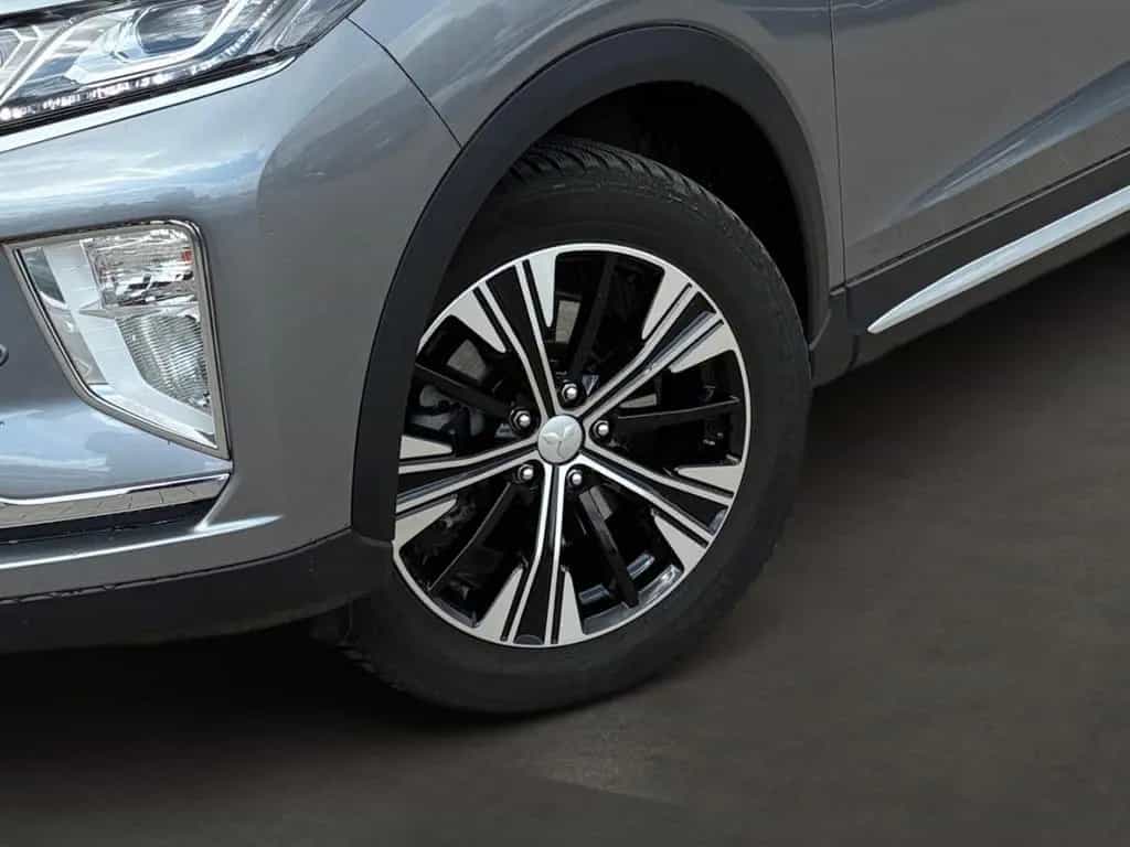Mitsubishi Eclipse Cross Intro Edition 4WD AHK 1.5 T-MIVEC 02/2018-photo-5