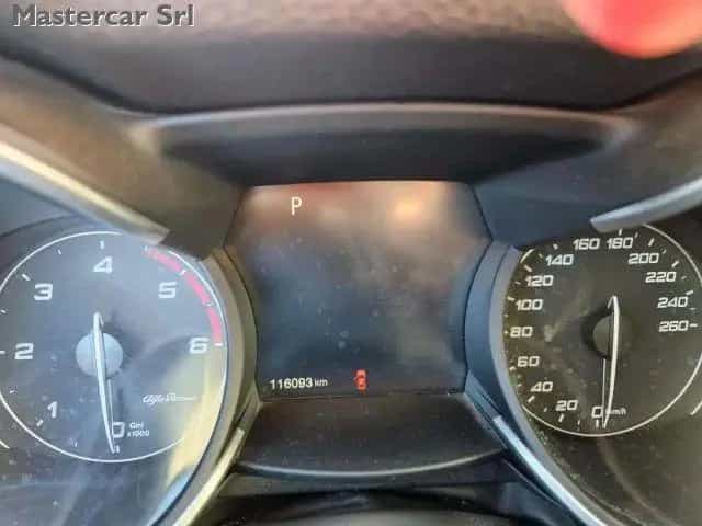 Alfa Romeo Stelvio ALFA ROMEO Stelvio Executive Q4 190cv auto my19 12/2018-photo-14