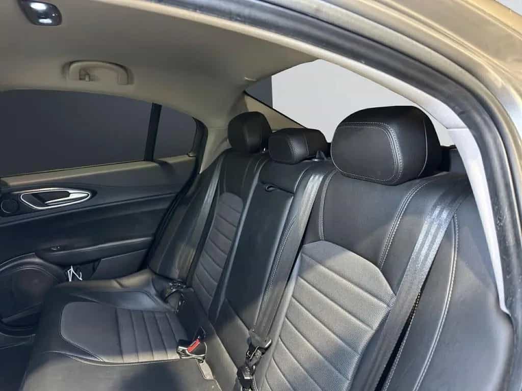 Alfa Romeo Giulia 2.2 Turbodiesel 160 CV AT8 Spo 06/2019-photo-13