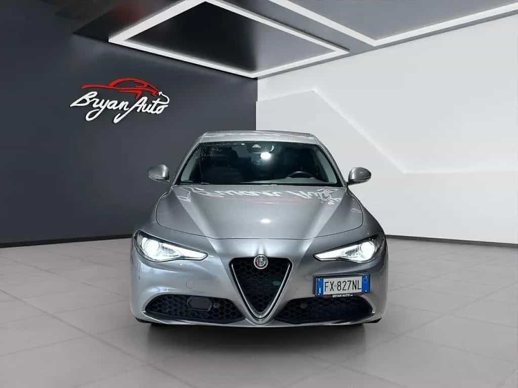 Alfa Romeo Giulia 2.2 Turbodiesel 160 CV AT8 Spo 06/2019-photo-2
