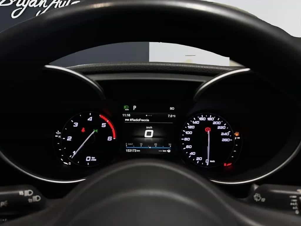 Alfa Romeo Giulia 2.2 Turbodiesel 160 CV AT8 Spo 06/2019-photo-9