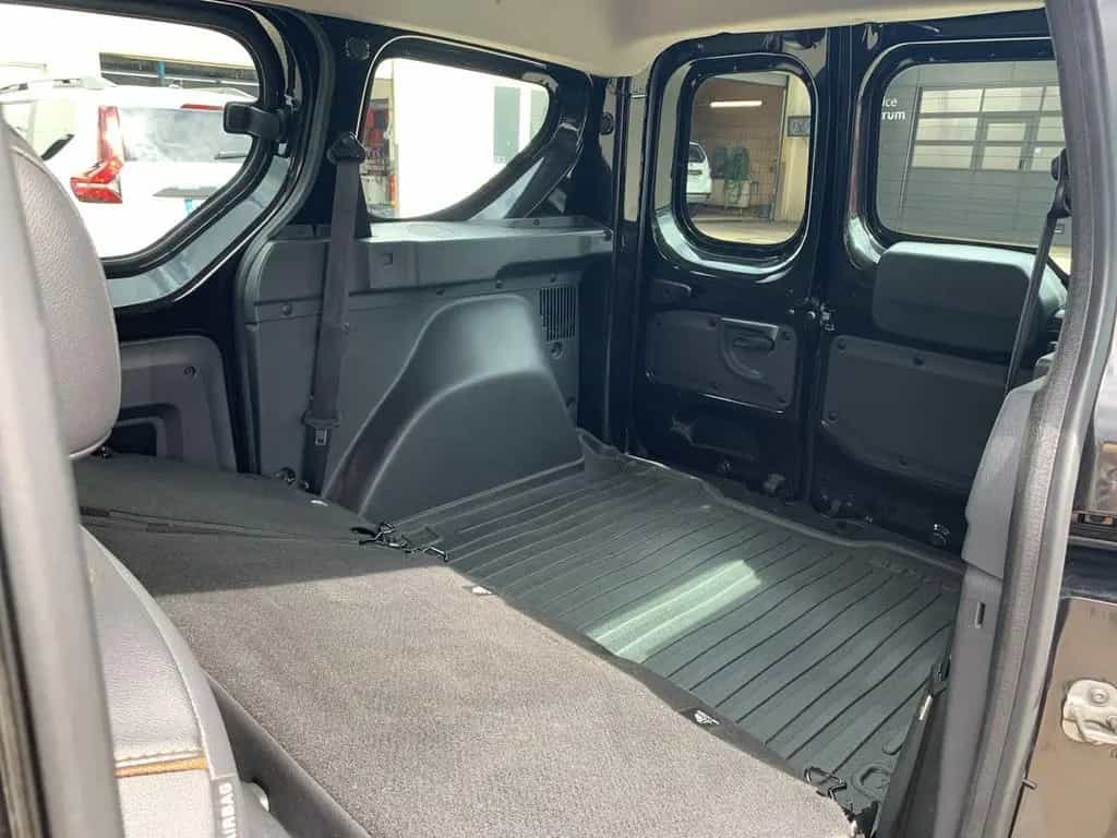 Dacia Dokker Stepway TCe 115 NAVI,KLIMA,SHZ,ISOFIX 05/2017-photo-45