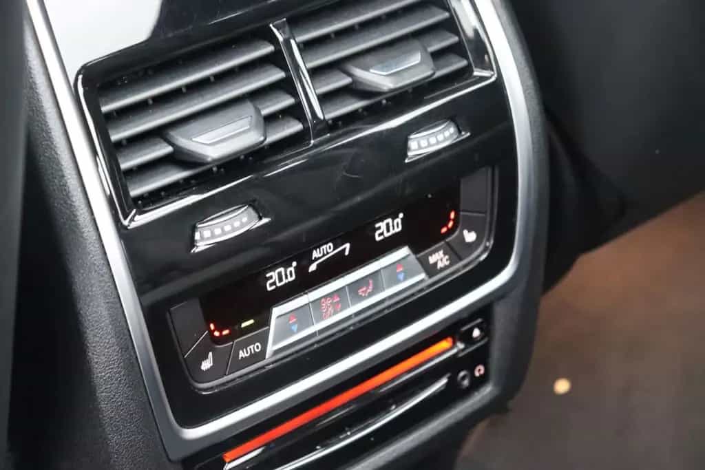 ALPINA XB7 automatik / Panoramadak Sky Lounge / Bowers 10/2020-photo-12