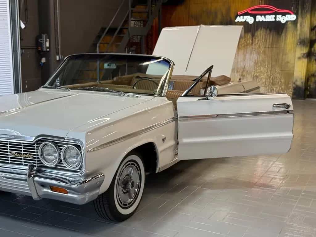 Chevrolet Impala SS Convertible 07/1964-photo-12
