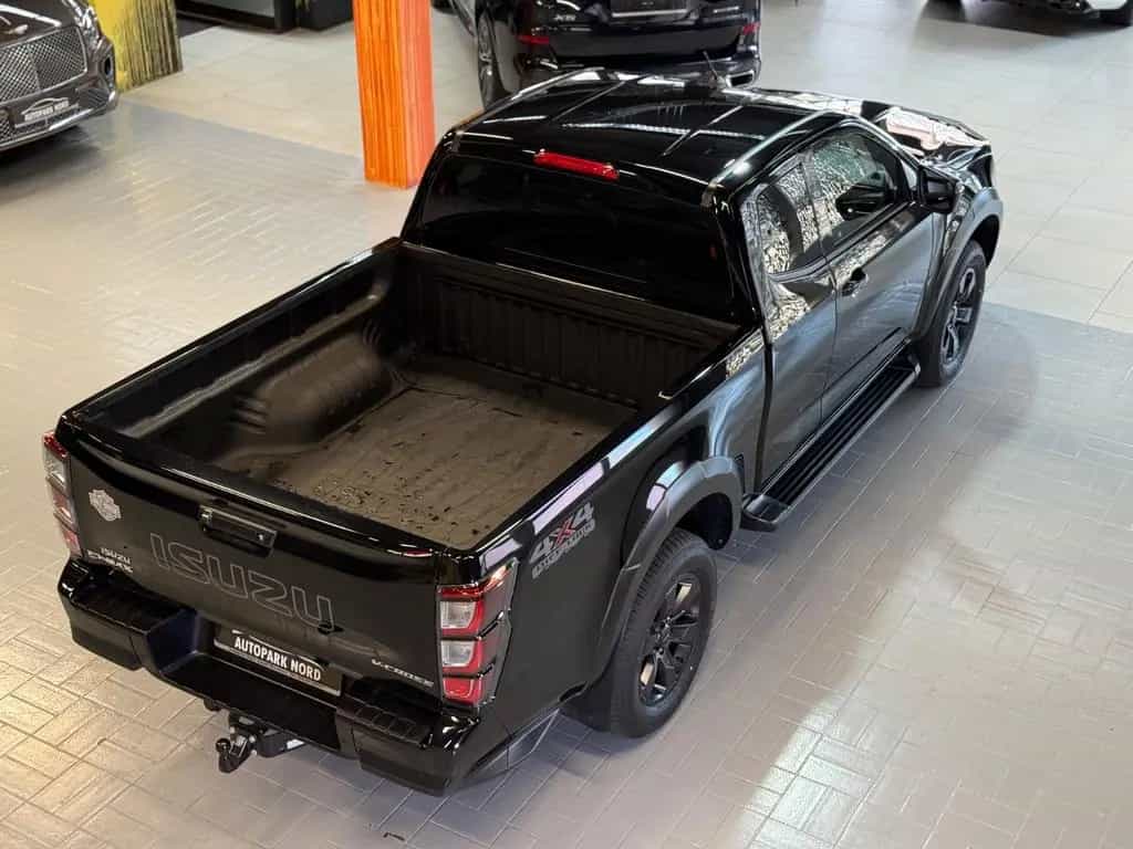 Isuzu D-Max Space Cab 4WD V CROSS~LED~NAVI~KAMERA~AHK 09/2025-photo-9