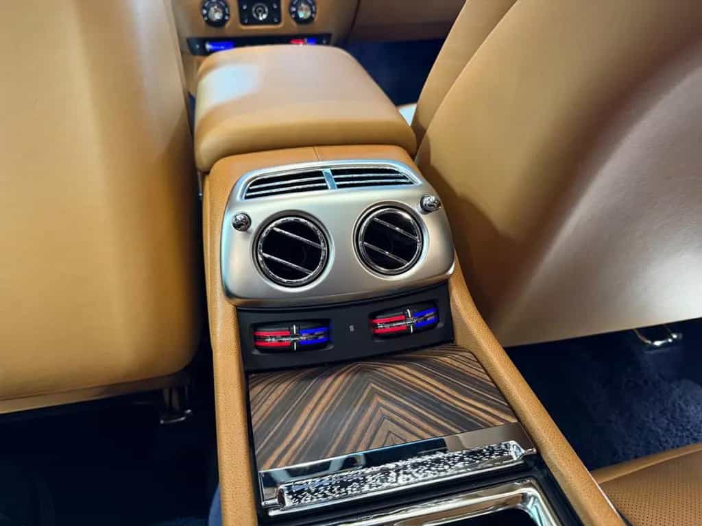 Rolls-Royce Wraith HEADUP~ACC~TWO-TONE~BELÜFTUNG~NIGHT~360° 04/2014-photo-27