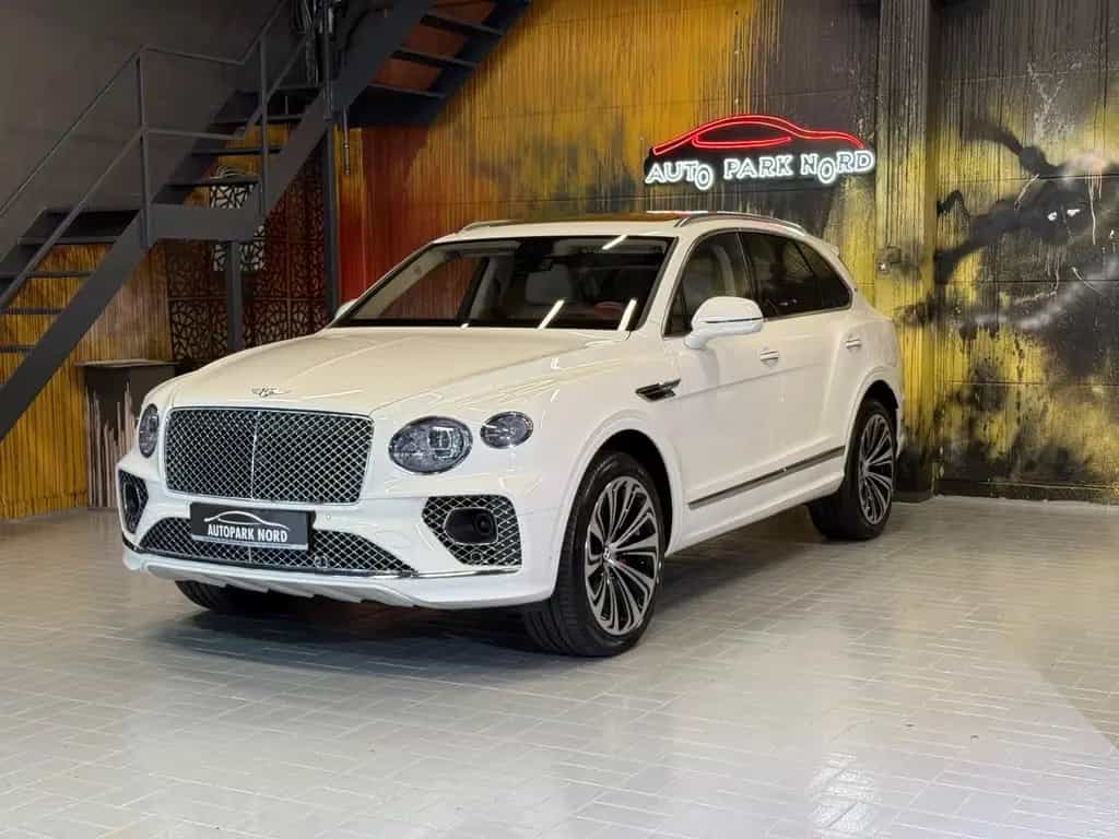 Bentley Bentayga 4.0 V8 Mulliner First Edition DUO-TONE 02/2022-photo-2