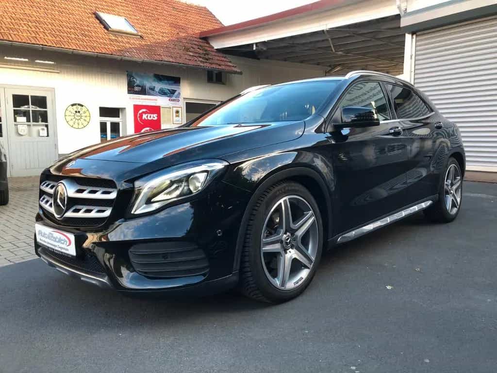 Mercedes-Benz GLA 250 4M  AMG +DISTRO+StHz+LED+Easy-Pack+H&K+ 01/2018-photo-1