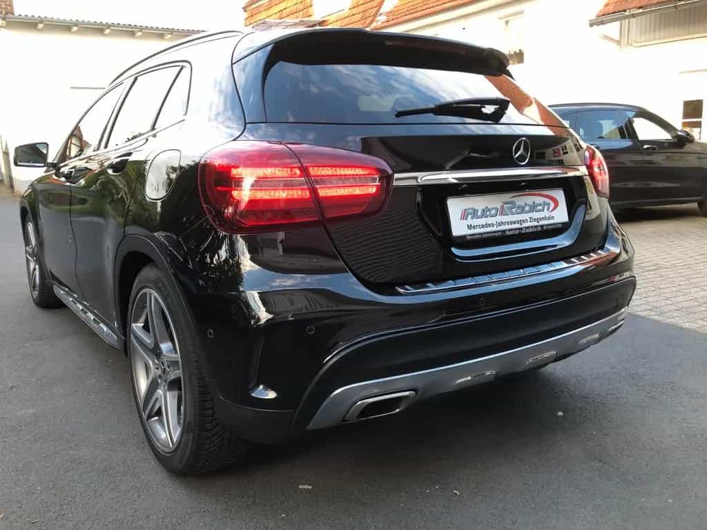 Mercedes-Benz GLA 250 4M  AMG +DISTRO+StHz+LED+Easy-Pack+H&K+ 01/2018-photo-19