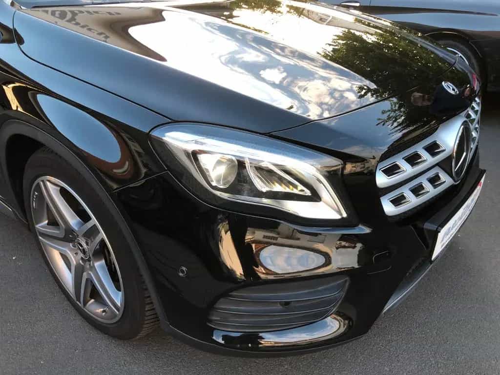 Mercedes-Benz GLA 250 4M  AMG +DISTRO+StHz+LED+Easy-Pack+H&K+ 01/2018-photo-2