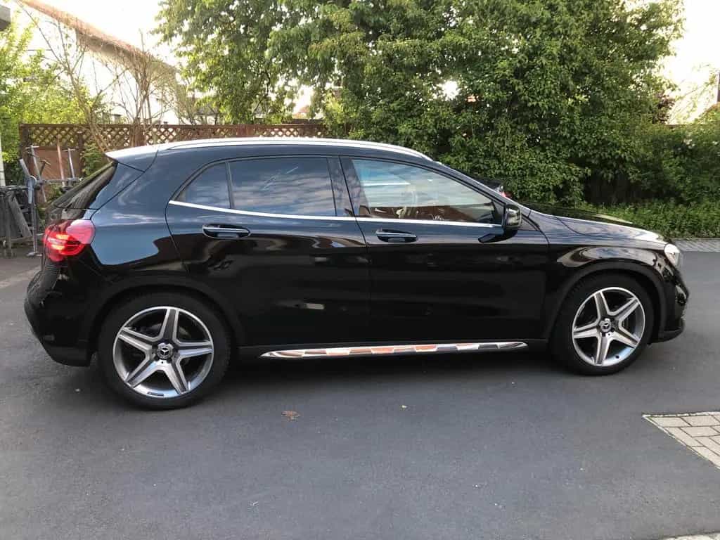 Mercedes-Benz GLA 250 4M  AMG +DISTRO+StHz+LED+Easy-Pack+H&K+ 01/2018-photo-3