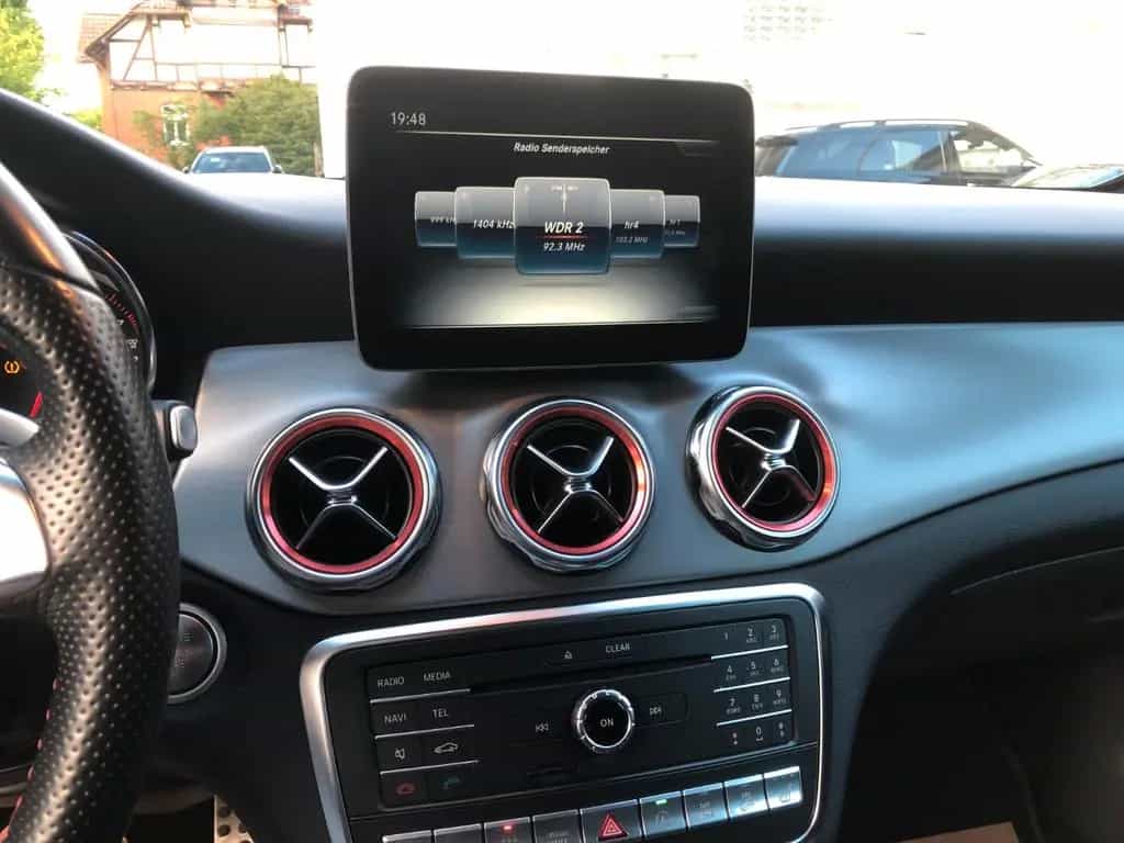 Mercedes-Benz GLA 250 4M  AMG +DISTRO+StHz+LED+Easy-Pack+H&K+ 01/2018-photo-8