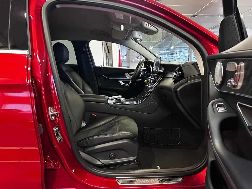 Mercedes-Benz GLC 300 4Matic * AMG Line + 360° Kamera + Sport 10/2017-photo-14