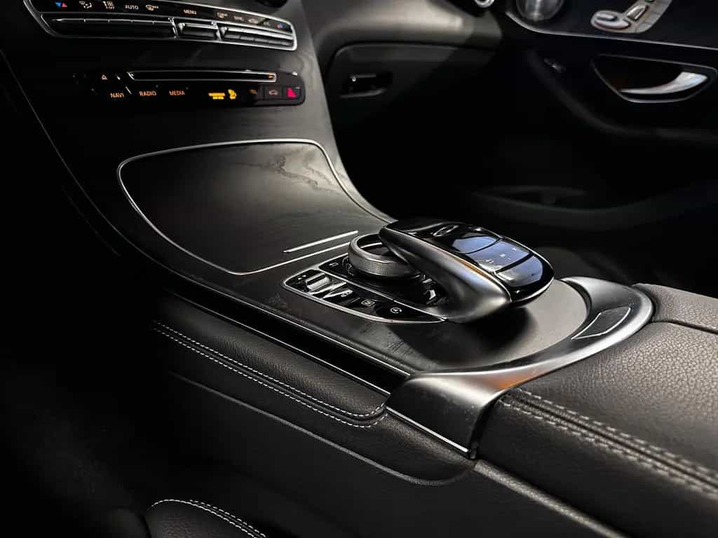 Mercedes-Benz GLC 300 4Matic * AMG Line + 360° Kamera + Sport 10/2017-photo-18