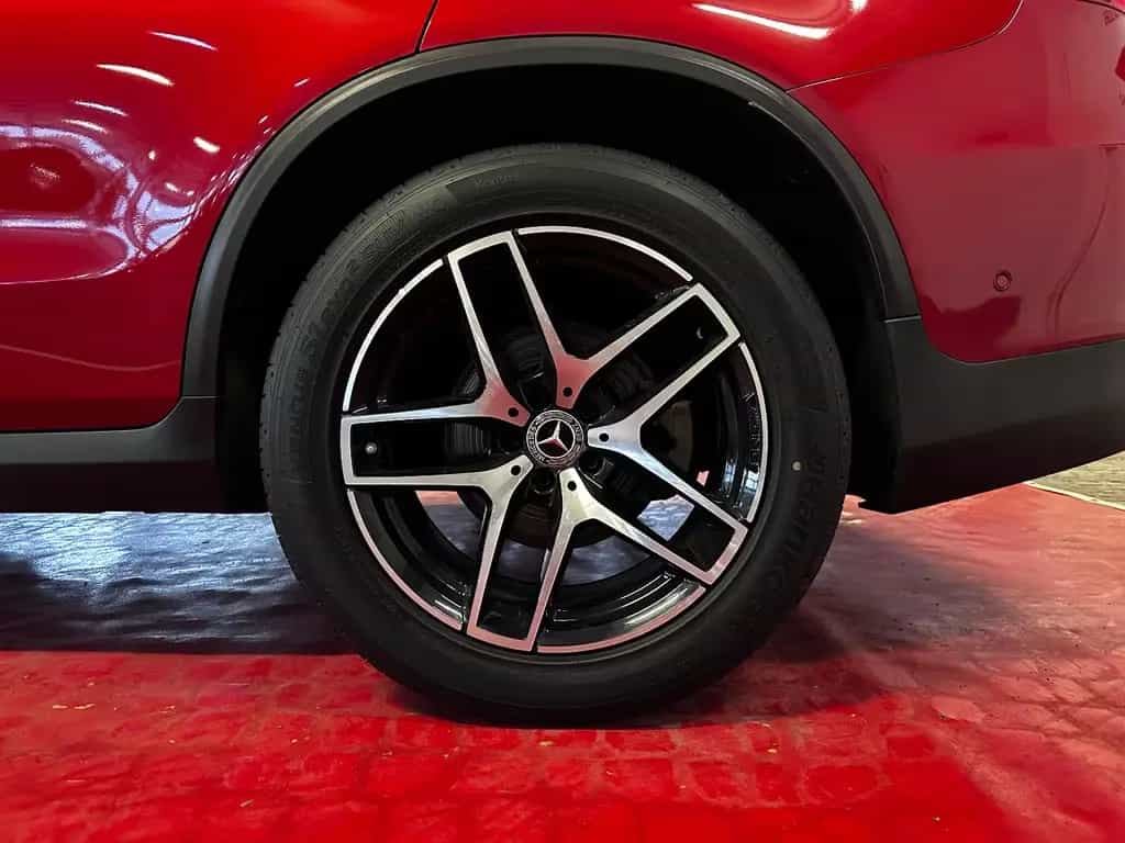 Mercedes-Benz GLC 300 4Matic * AMG Line + 360° Kamera + Sport 10/2017-photo-3