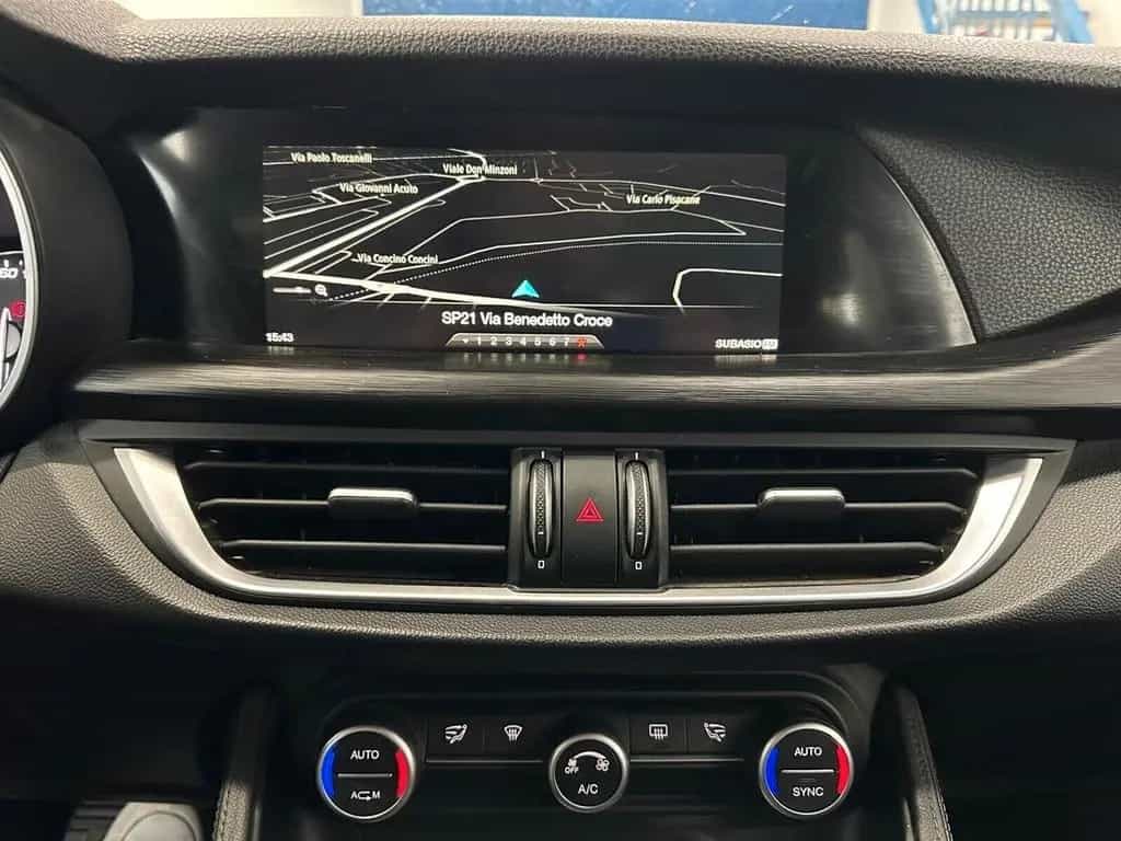 Alfa Romeo Stelvio 2.2 Turbodiesel 180 CV AT8 RW 11/2017-photo-14