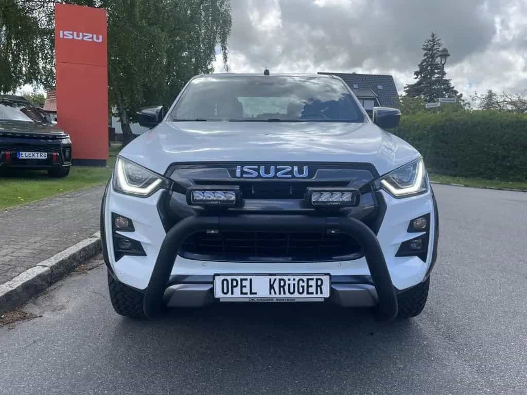 Isuzu D-Max Double Cab 1,9 D 4WD V-CROSS Autom. Frontb 02/2024-photo-1