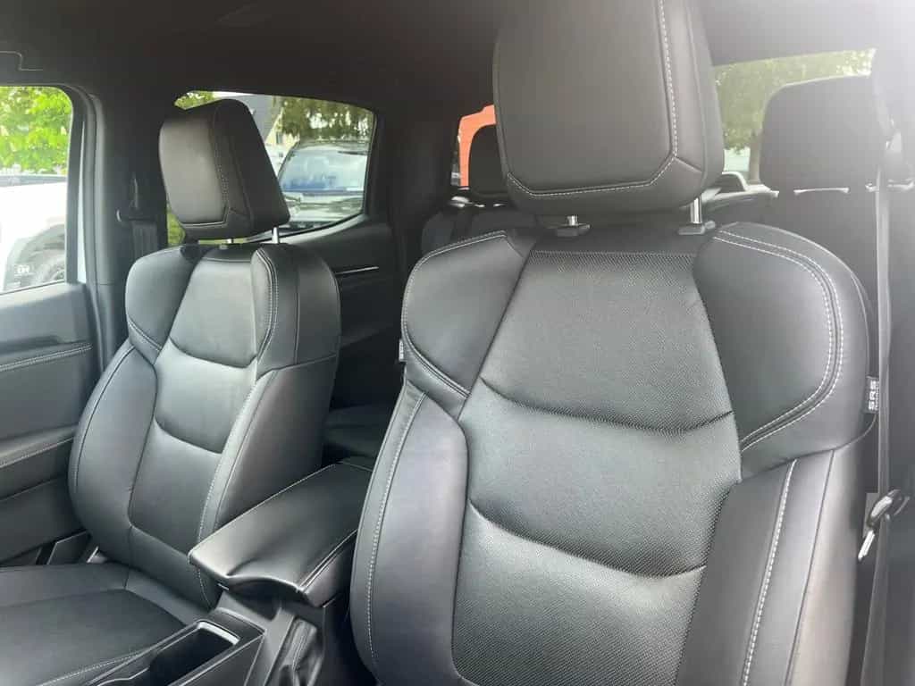 Isuzu D-Max Double Cab 1,9 D 4WD V-CROSS Autom. Frontb 02/2024-photo-11