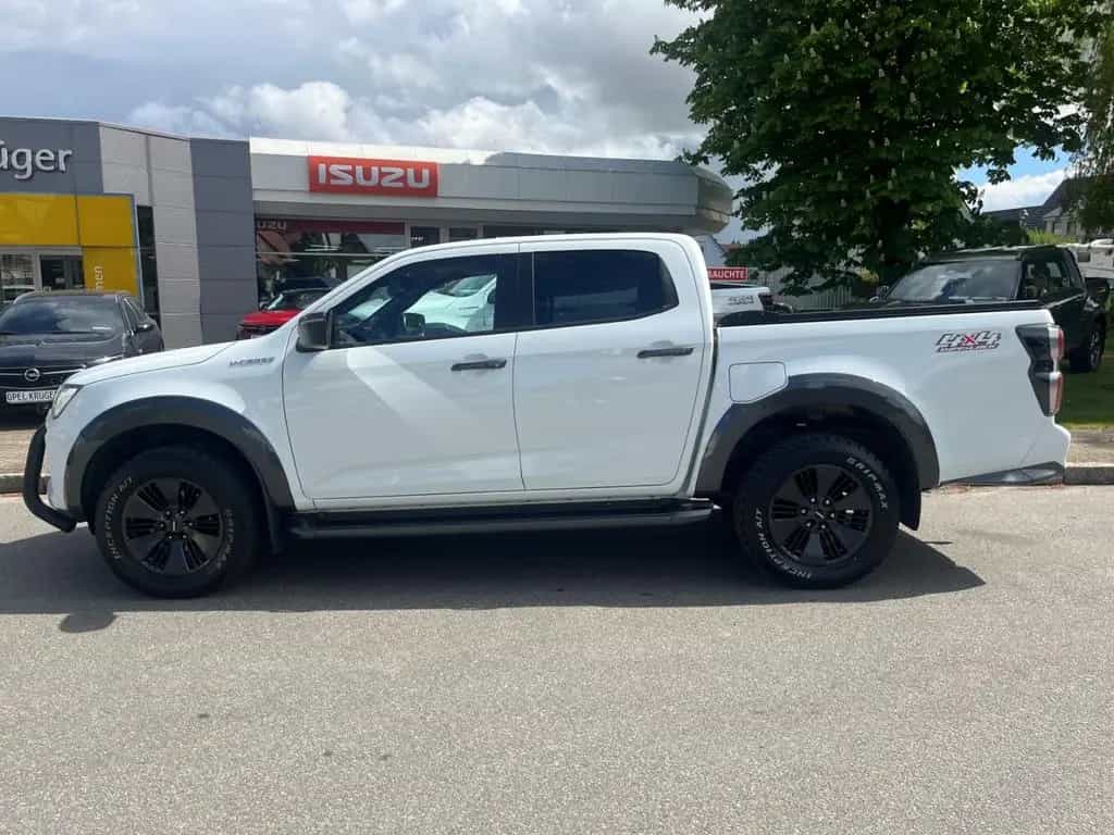 Isuzu D-Max Double Cab 1,9 D 4WD V-CROSS Autom. Frontb 02/2024-photo-5