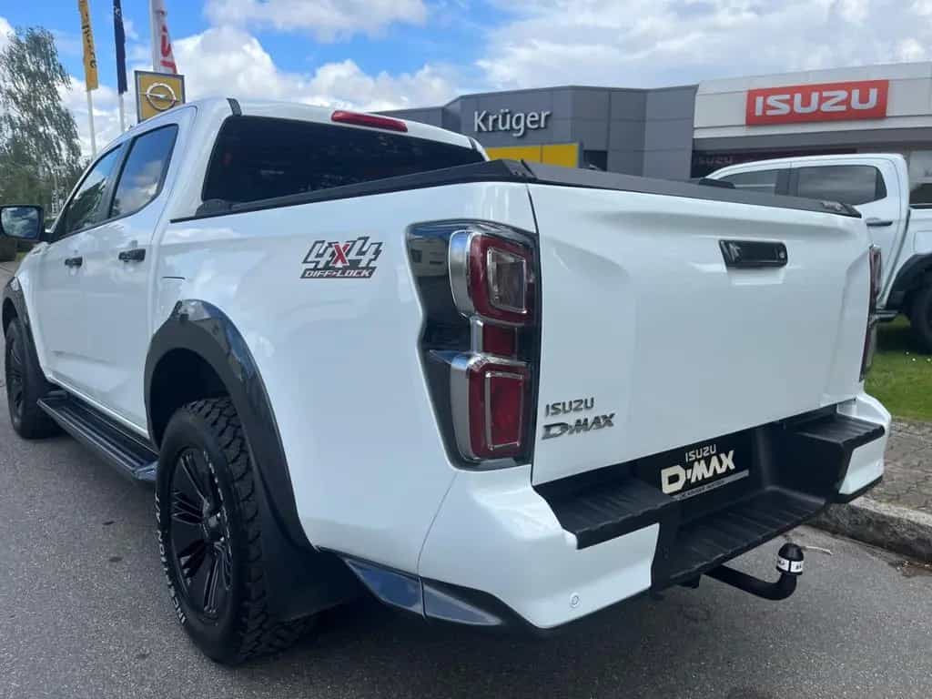 Isuzu D-Max Double Cab 1,9 D 4WD V-CROSS Autom. Frontb 02/2024-photo-6